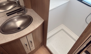 WhatsApp Image 2026-04-04 at 09.53.32